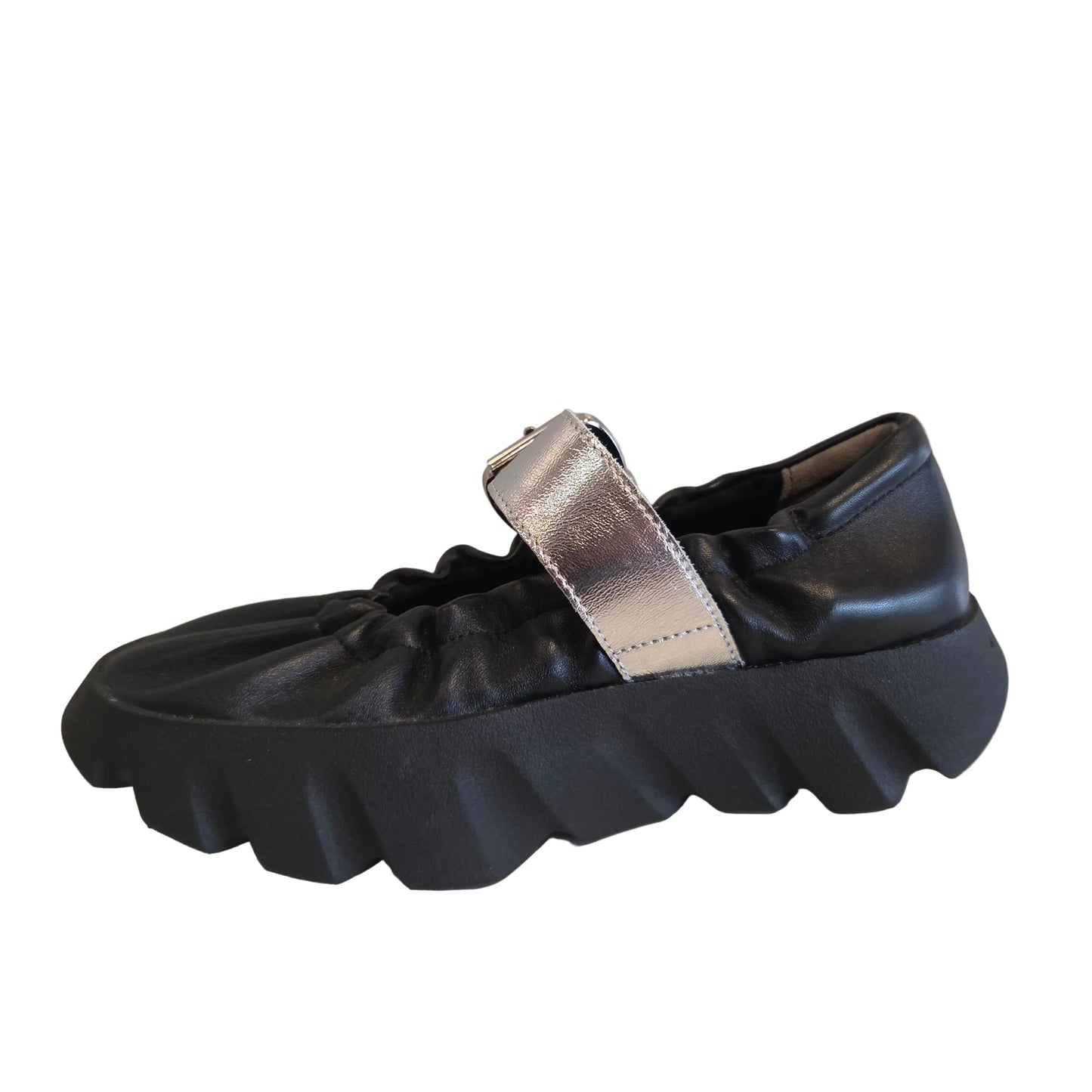 4CCCCEES TURA BALLET IN BLACK