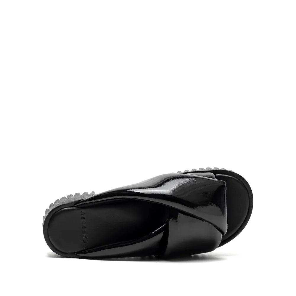 4CCCCEES PLIA ANDA SANDAL IN BLACK
