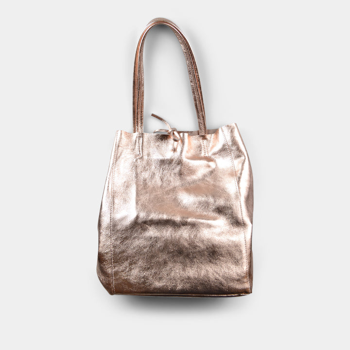 JIJOU CAPRI METALLIC MAXI LEATHER TOTE IN ROSE GOLD