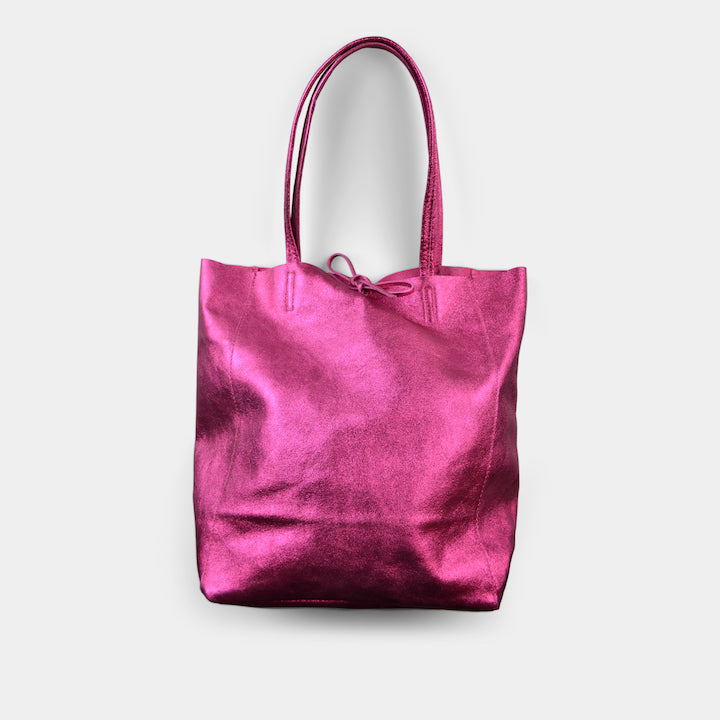 JIJOU CAPRI METALLIC MAXI LEATHER TOTE IN FUCHSIA