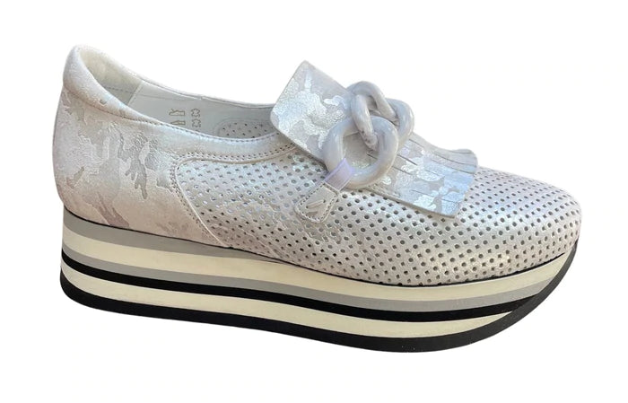 SOFTWAVES PLATFORM SNEAKER IN ICE