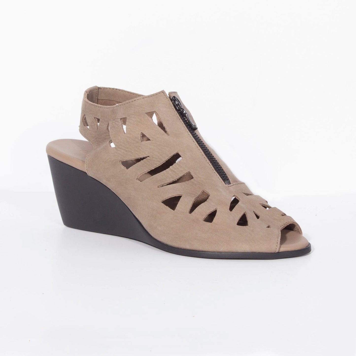 ARCHE EGGAYA WEDGE IN BEIGE