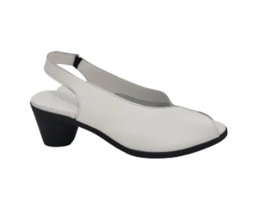 ARCHE SORALY SANDAL IN WHITE