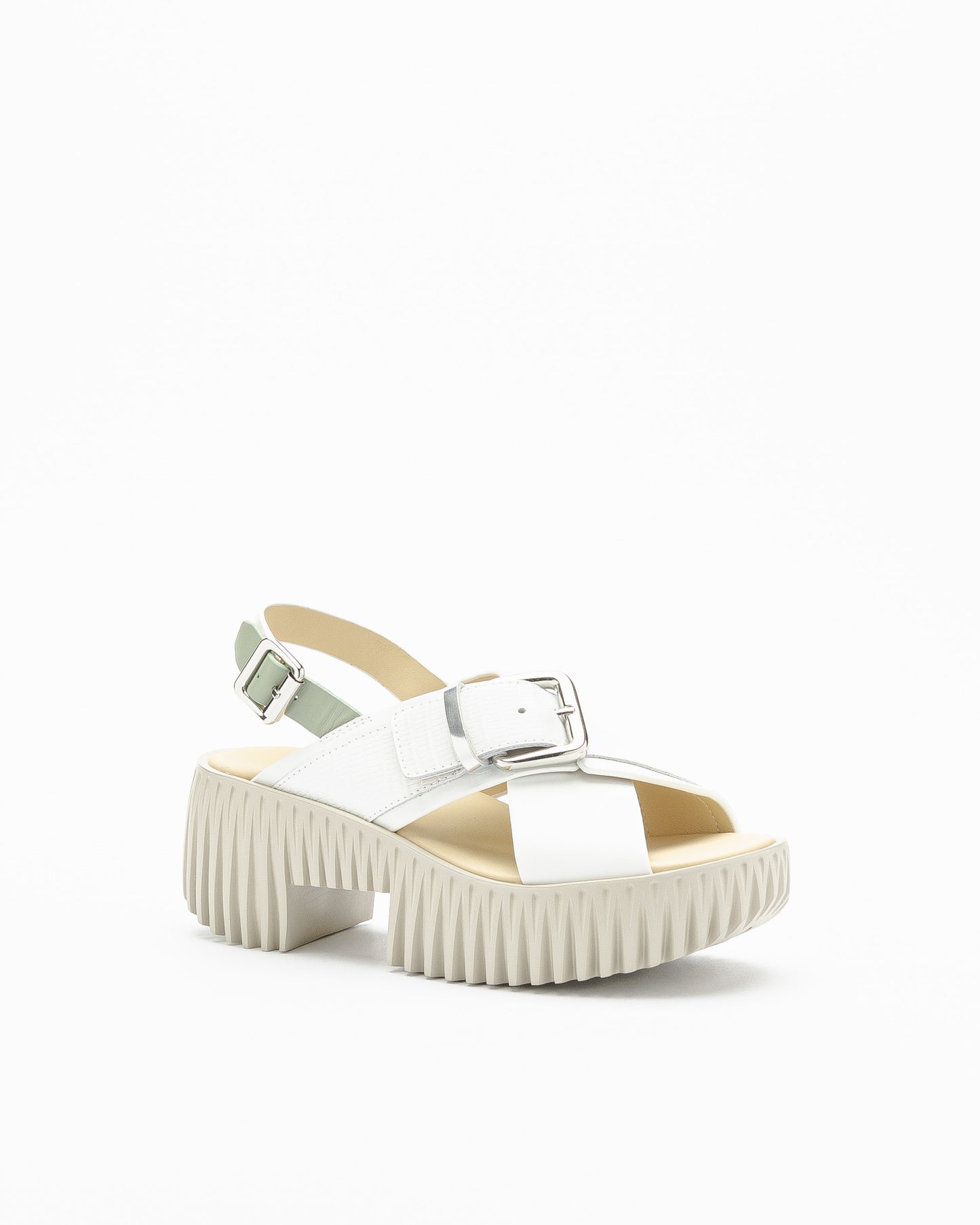 4CCCCEES PILA JUNO SANDAL IN WHITE