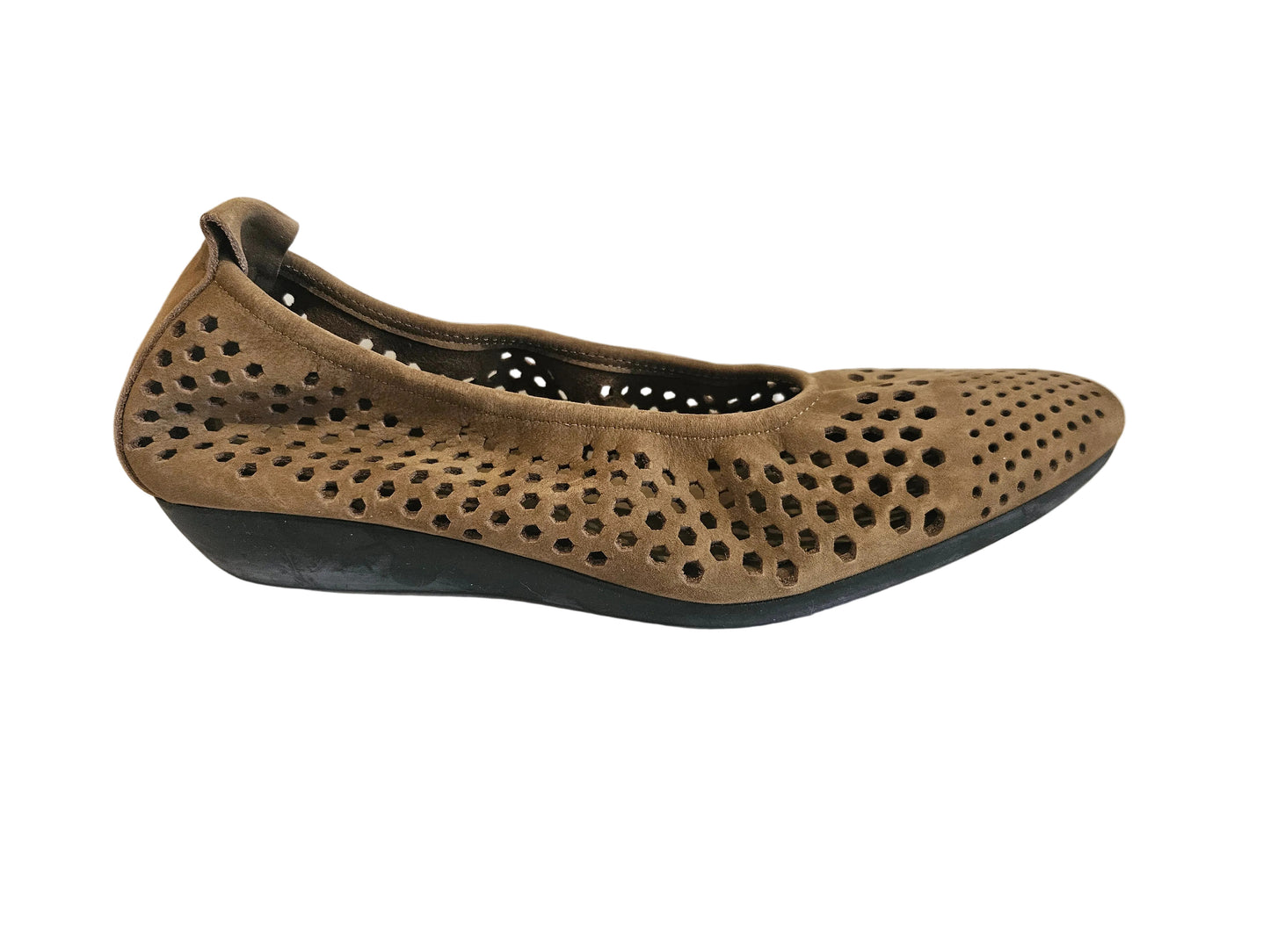 ARCHE ONAKHO BALLERINAS IN BEIGE