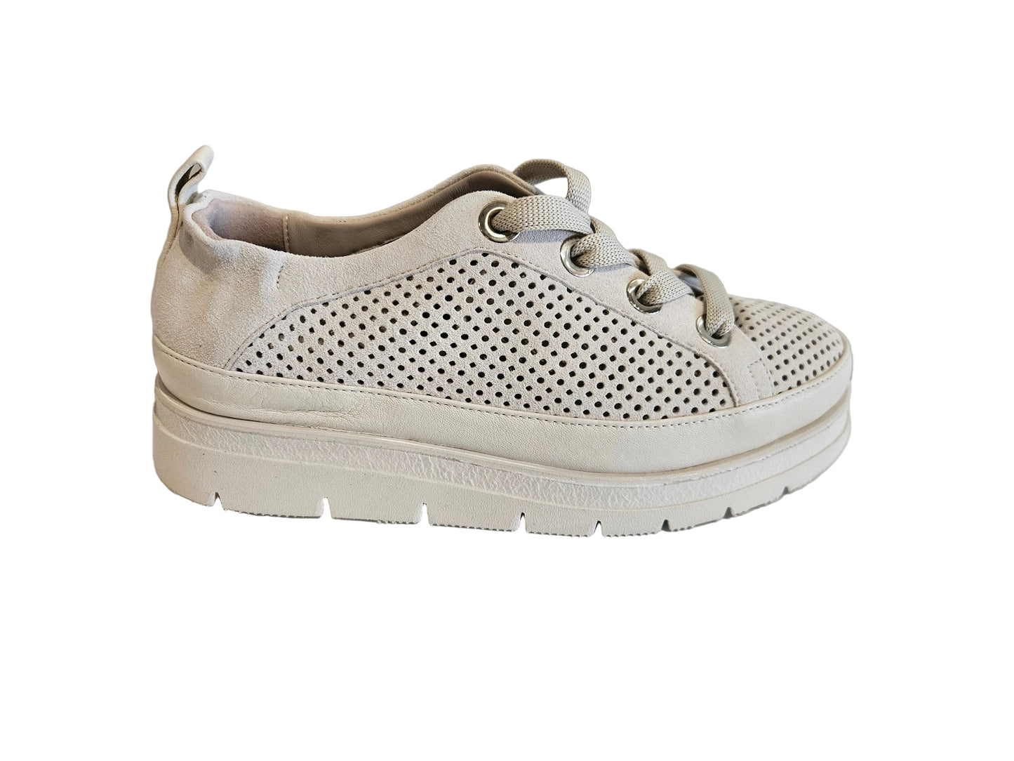 SOFTWAVES MEARA COCO SNEAKERS IN WHITE