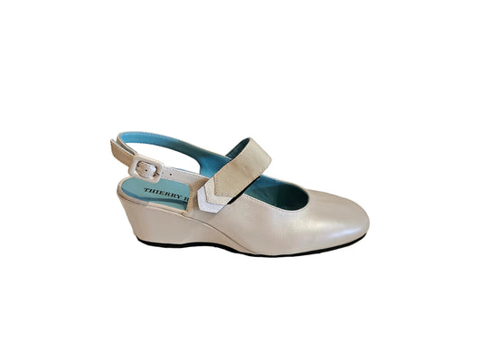 THIERRY RABOTIN DESMOND WEDGES IN WHITE
