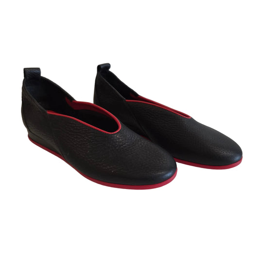 ARCHE PIASSY FLATS IN BLACK