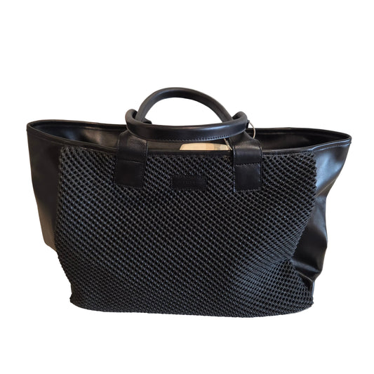 SOFTWAVE TOTE BAG IN BLACK