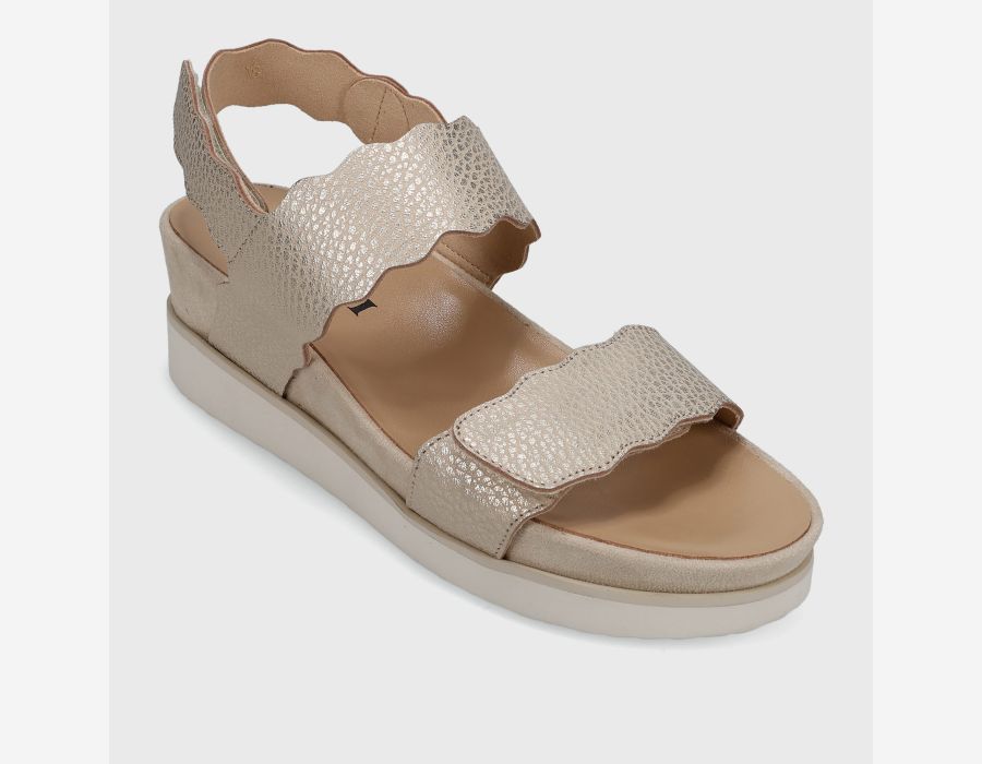 VANELI ULANI WEDGE SANDAL IN PLATINO TOLOSA