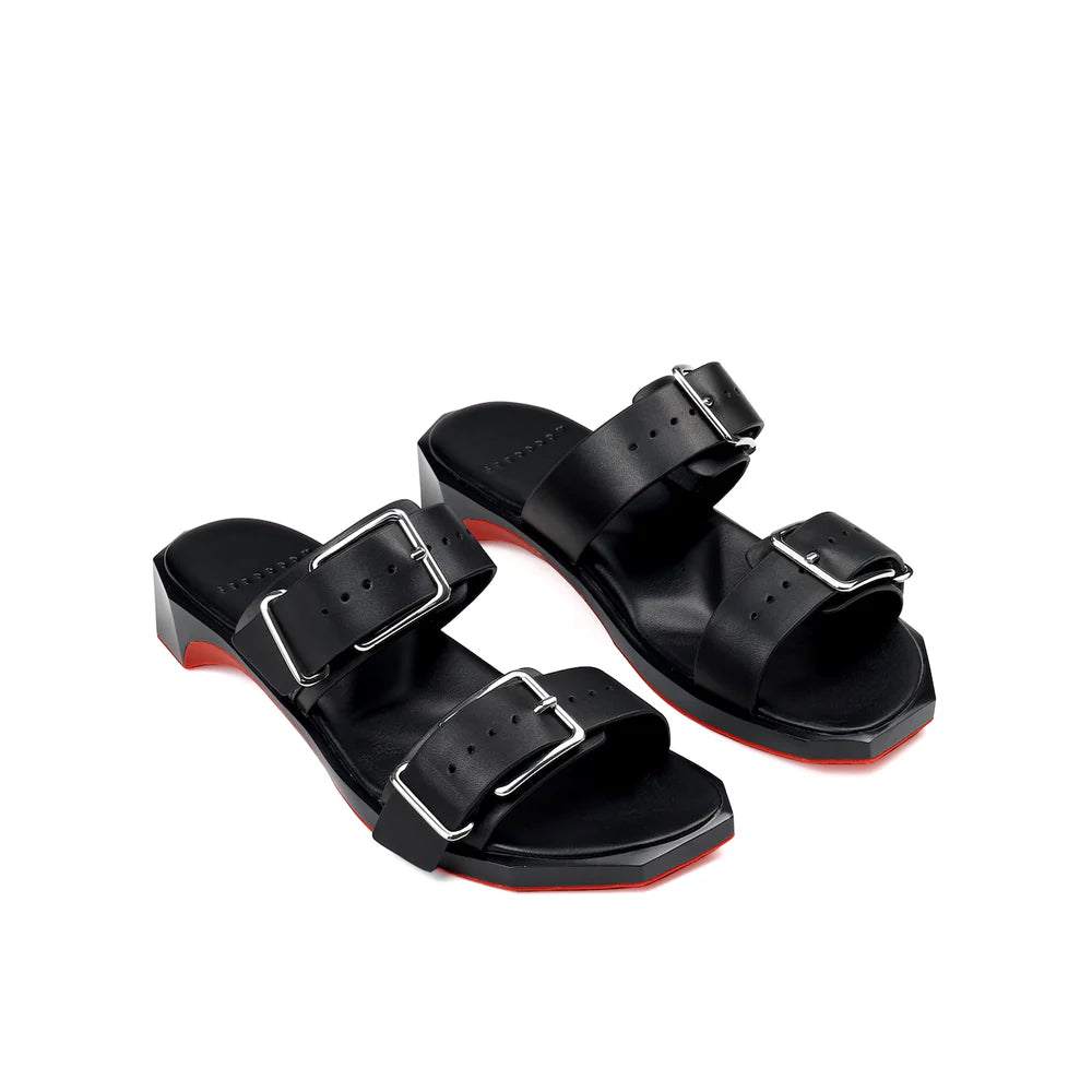 4CCCCEES FOLLIN MONA IN BLACK
