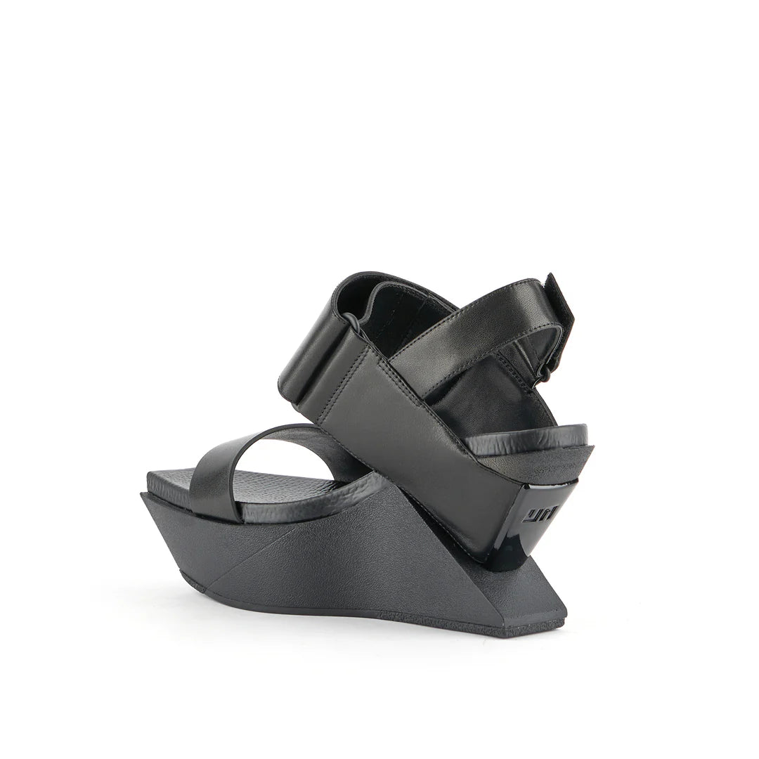 UNITED NUDE DELTA WEDGE SANDAL IN BLACK