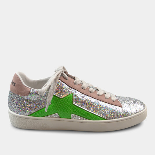 LOLA CRUZ SNEAKER NORMA IN SILVER WITH STAR DETAIL
