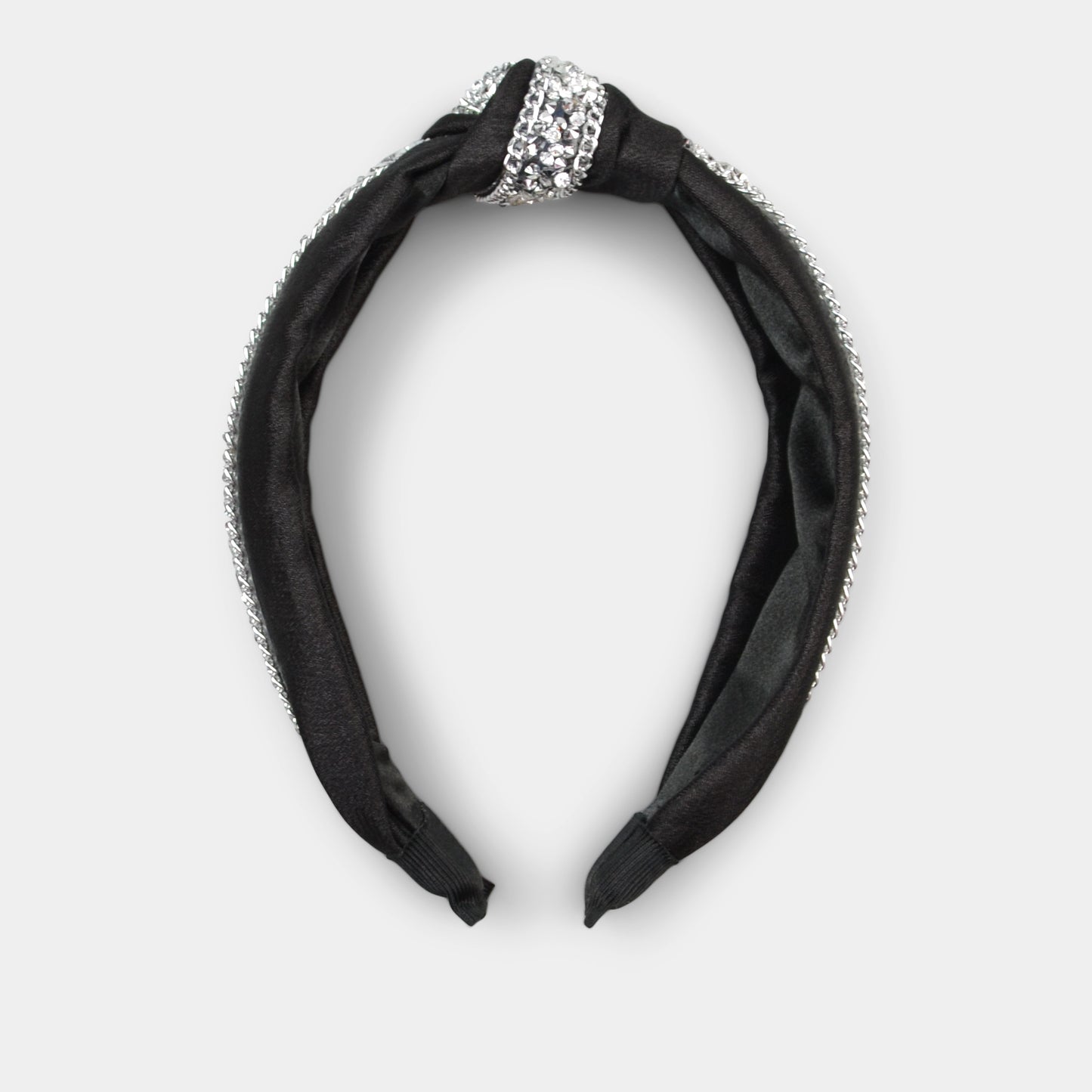 FASHION BY A STEP ABOVE HEADBAND IN BLACK